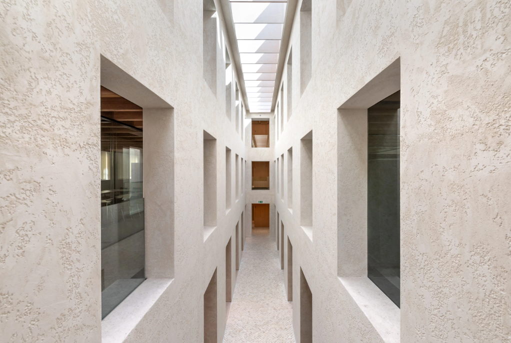 Las Salesas — 4